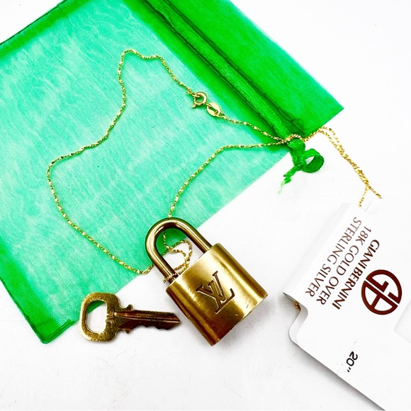 Louis Vuitton Lock & Key #314 Pi Day w/After Market 18K Gold over Silver Chain - Picture 10 of 17